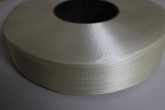 étape B Composite de résine modifié de couleur ivoire avec ruban adhésif en fibres de verre sans alcalis de classe H après durcissement
