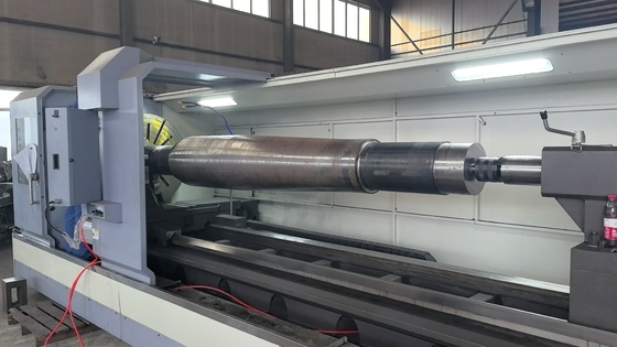Arbre principal usiné CNC pour essieux industriels ASTM DIN JIS GB