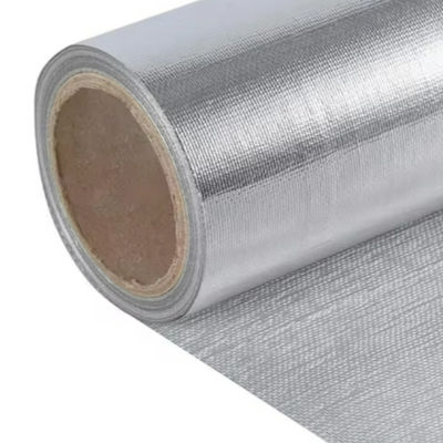 Tissu en feu-réflammable en feuille de verre avec face avec 10×9 mesh Tissu en verre 7 um Al Foil et 118 gsm Poids de base pour l'isolation des tuyaux et du climatiseur