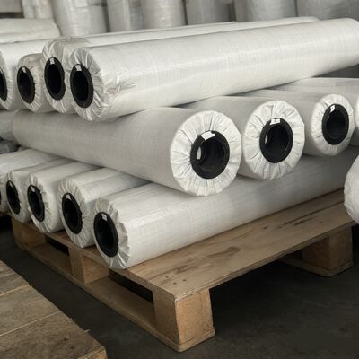 0.18mm Tissu de fibre de verre teint noir pour l'isolation et la finition esthétique